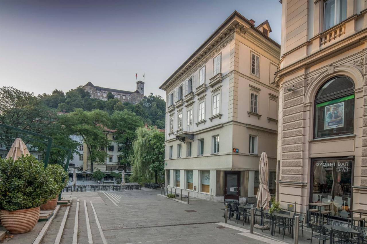 Karinatura Ljubljana Ngoại thất bức ảnh