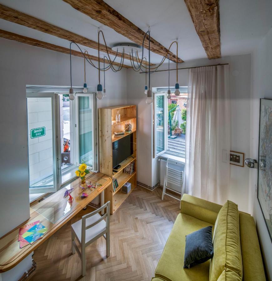 Karinatura Ljubljana Ngoại thất bức ảnh